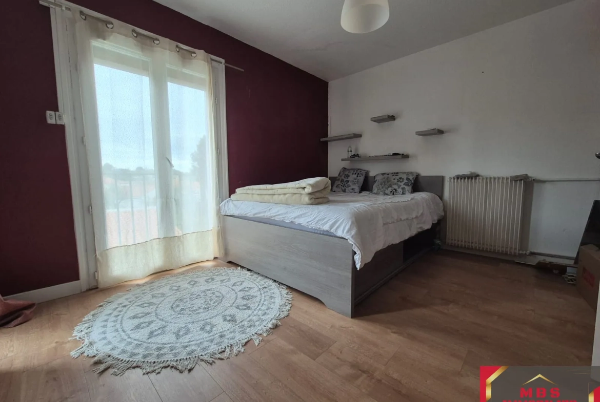 Appartement t5 lumineux avec balcon à Perpignan proximité université 