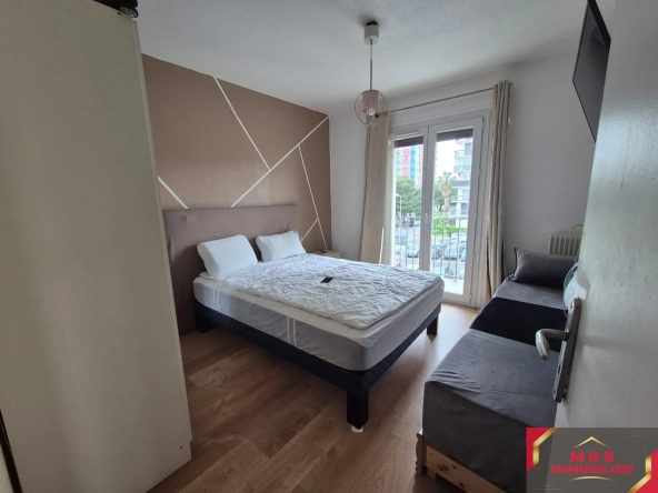 Appartement t5 lumineux avec balcon à Perpignan proximité université 