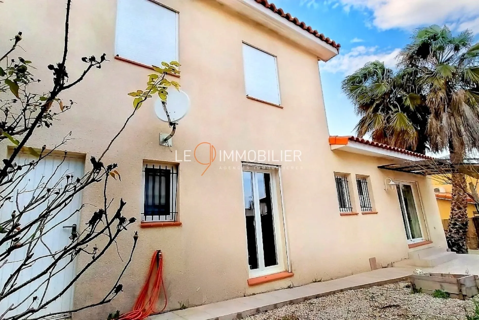 Villa 3 Faces à Canohes - Calme, Lumineuse, avec Jardin et Terrasse 