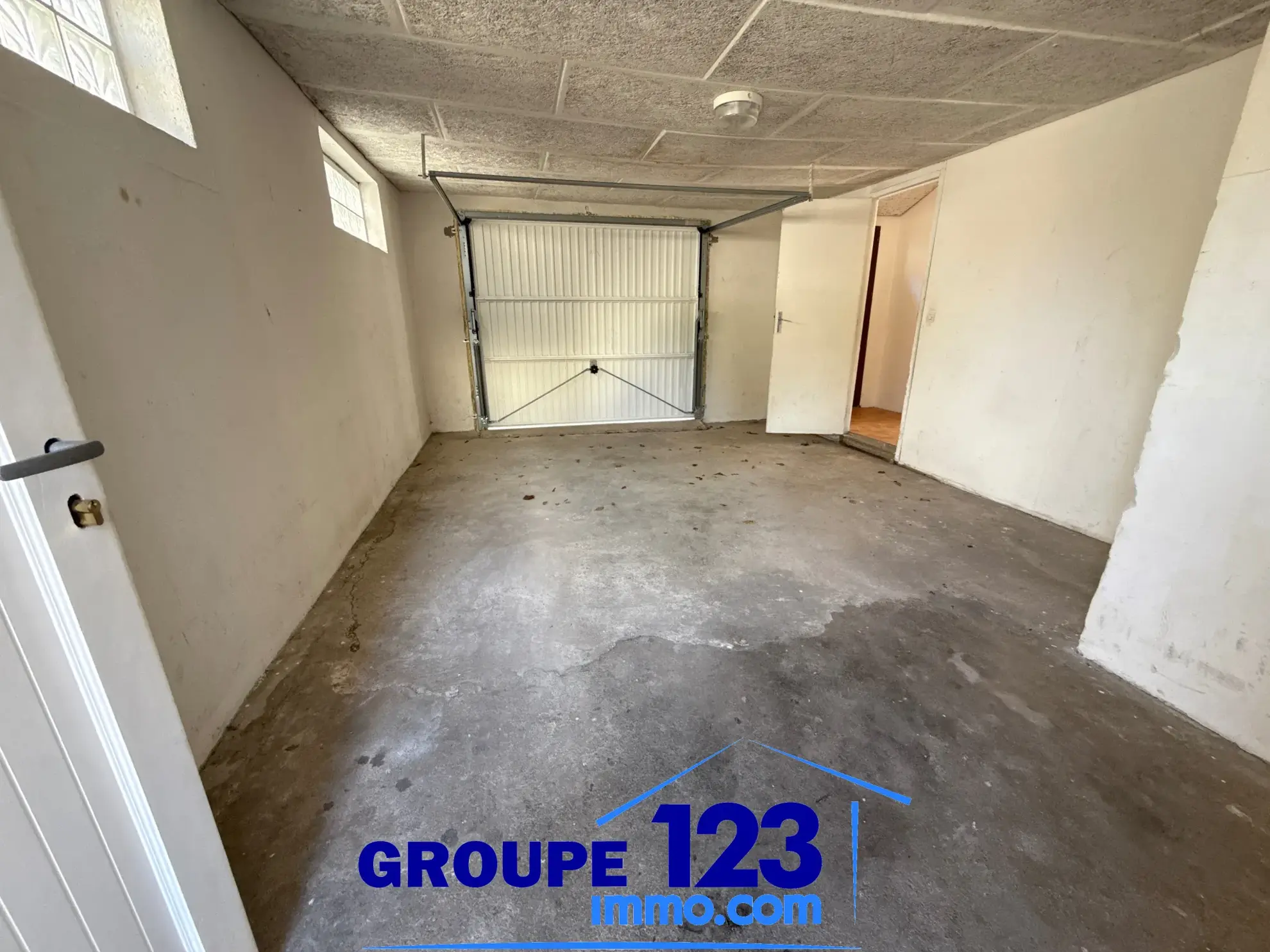 Appartement 5 pièces avec cour privée et garage à Auxerre 