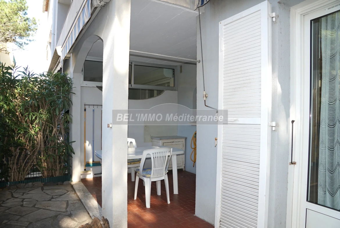 Appartement 2 pièces avec terrasse et parking à Cavalaire-sur-Mer 