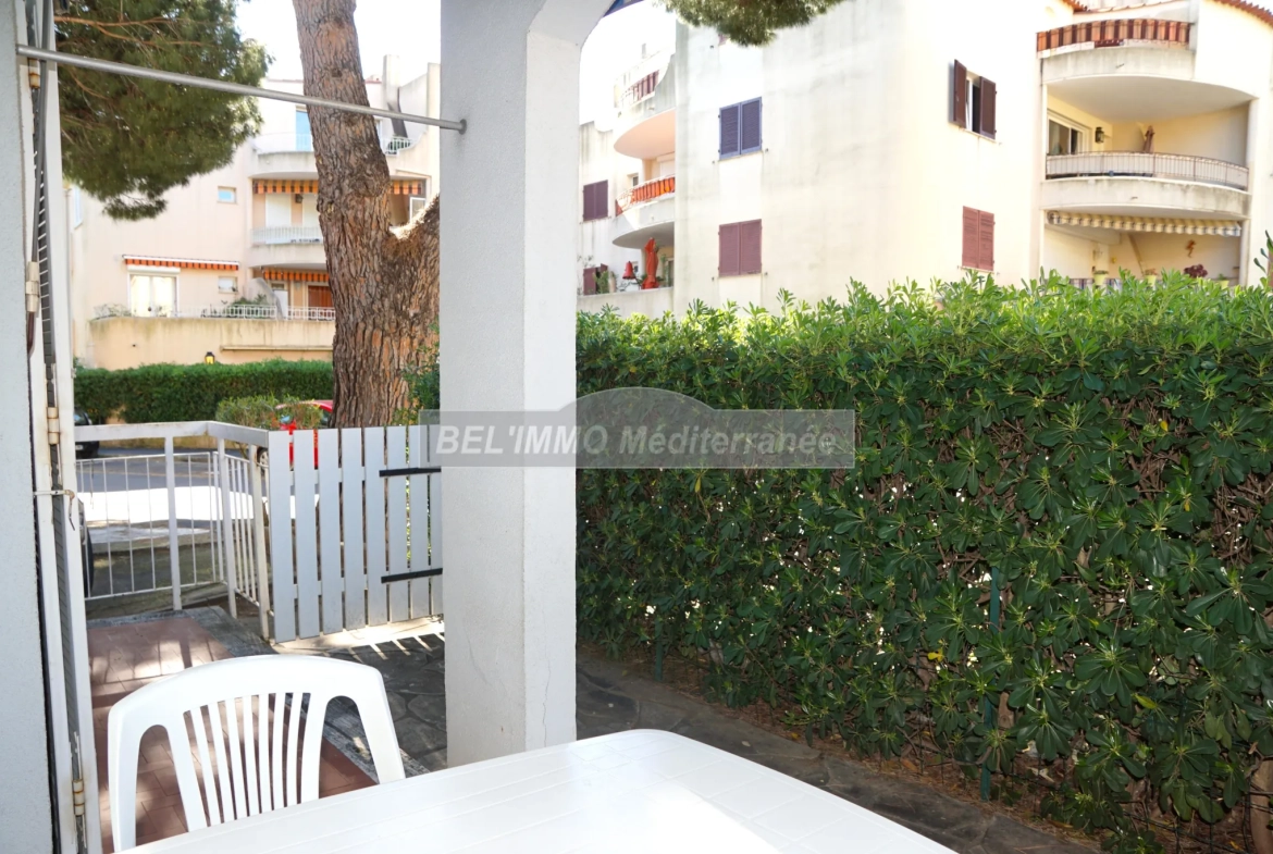 Appartement 2 pièces avec terrasse et parking à Cavalaire-sur-Mer 