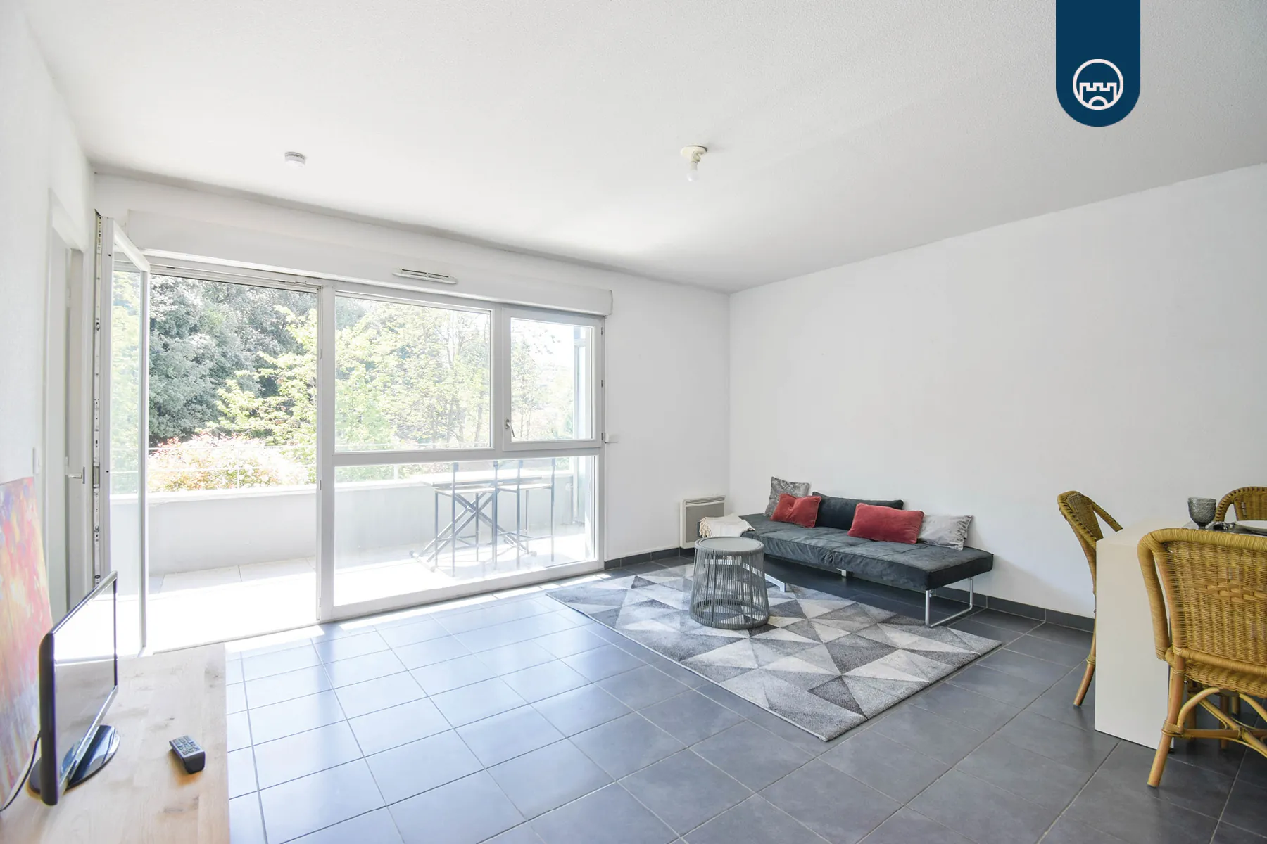 Appartement 2 pièces de 46 m² à Nice avec terrasse en vente proche commodités 