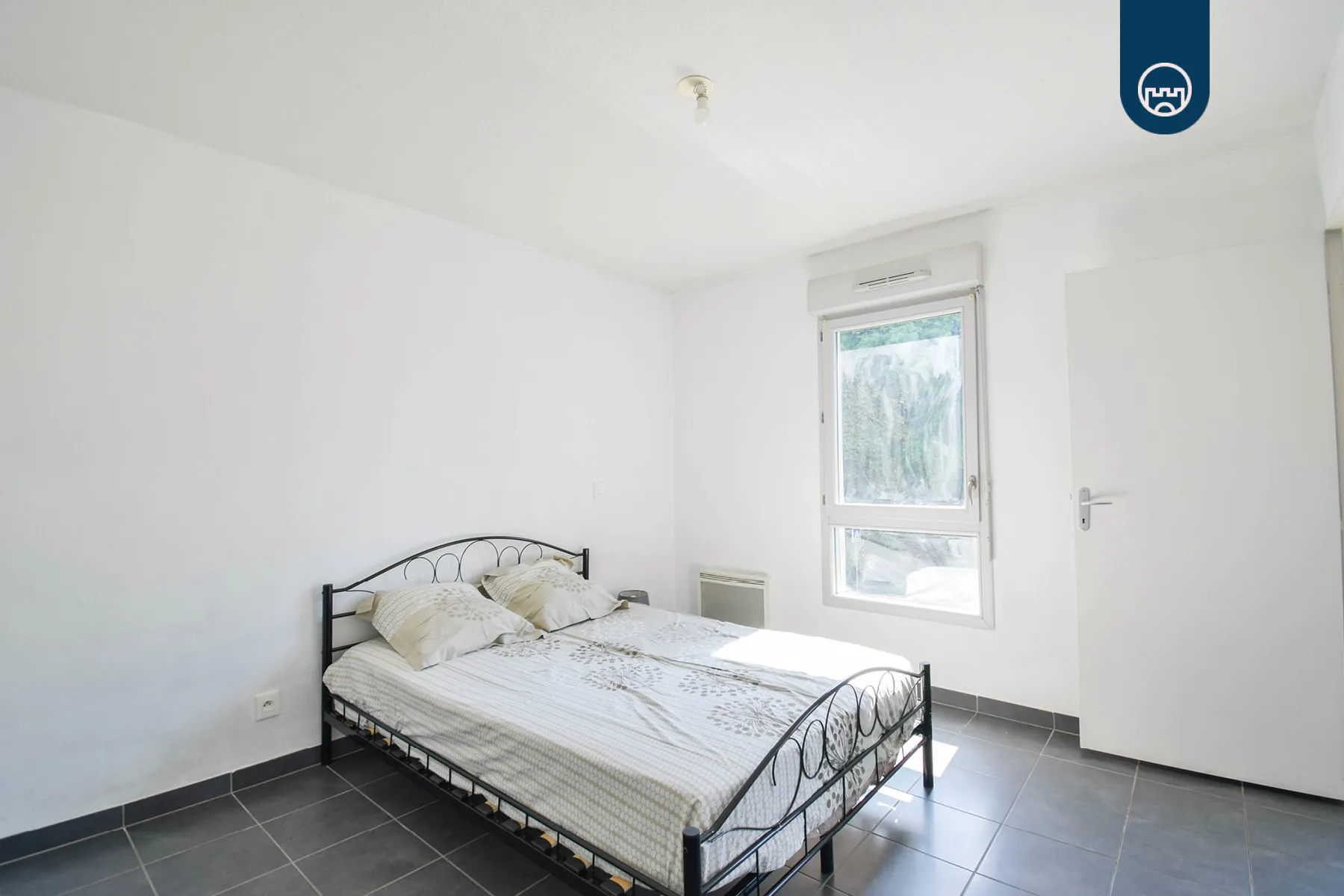 Appartement 2 pièces de 46 m² à Nice avec terrasse en vente proche commodités 