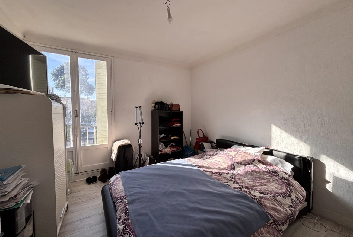 Appartement T3 à vendre à Marseille 10e, secteur Romain Rolland - Opportunité d'investissement locatif 