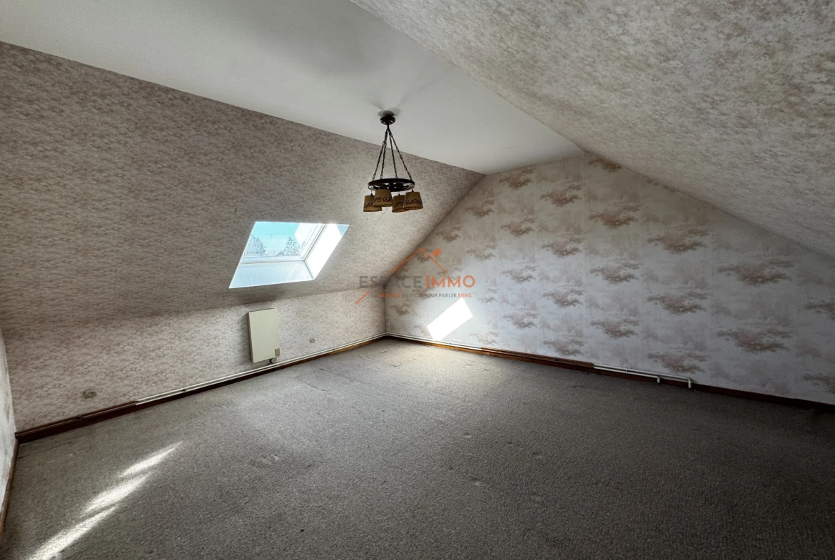À vendre maison semi plain-pied à Wallers, 3 chambres, jardin, garage, économie d'énergie 