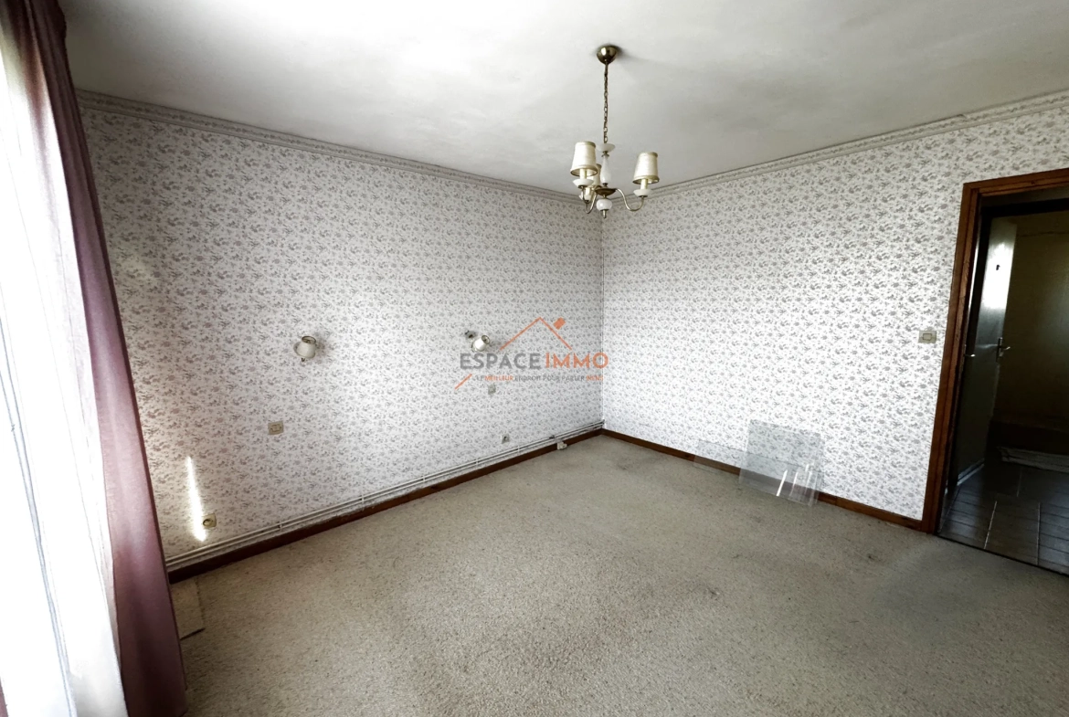 À vendre maison semi plain-pied à Wallers, 3 chambres, jardin, garage, économie d'énergie 