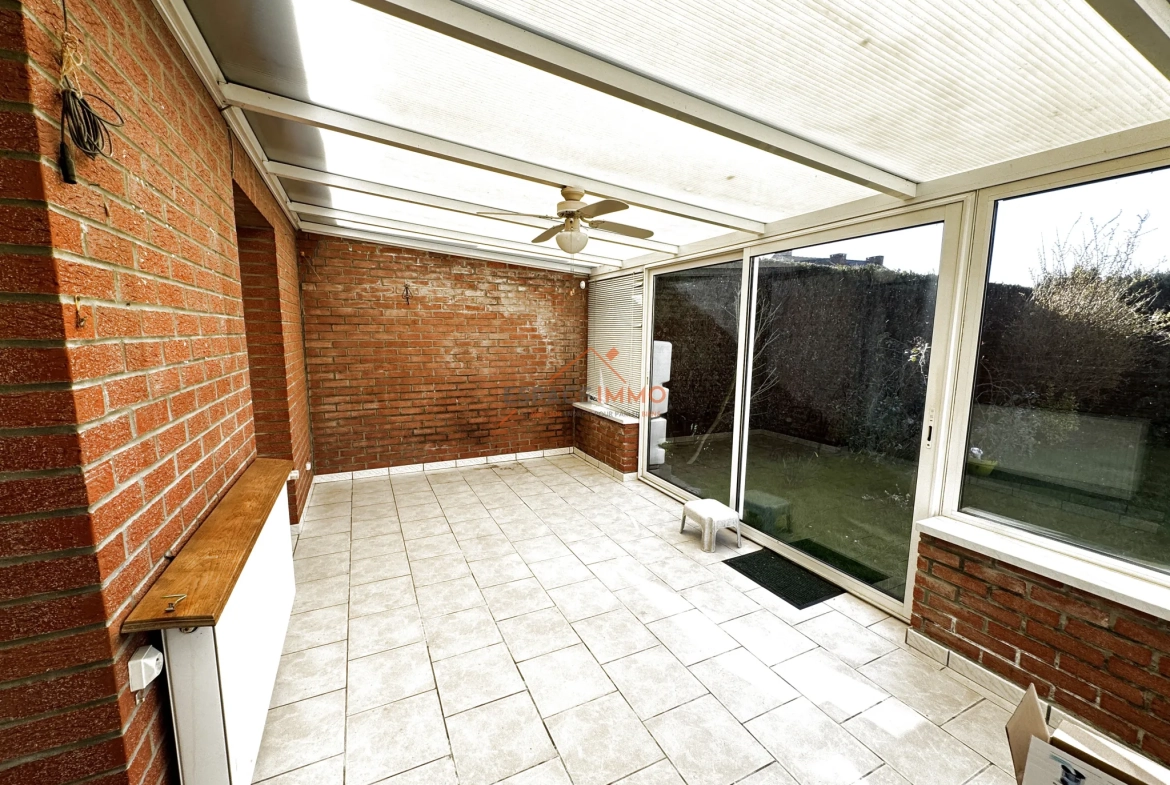 À vendre maison semi plain-pied à Wallers, 3 chambres, jardin, garage, économie d'énergie 