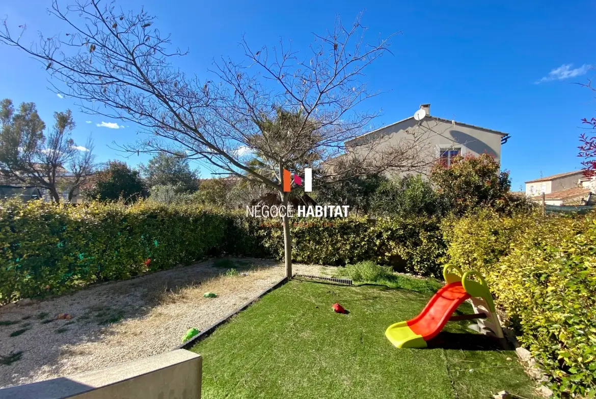 Villa T4 avec terrasse et garage à Beauvoisin, 90 m² 