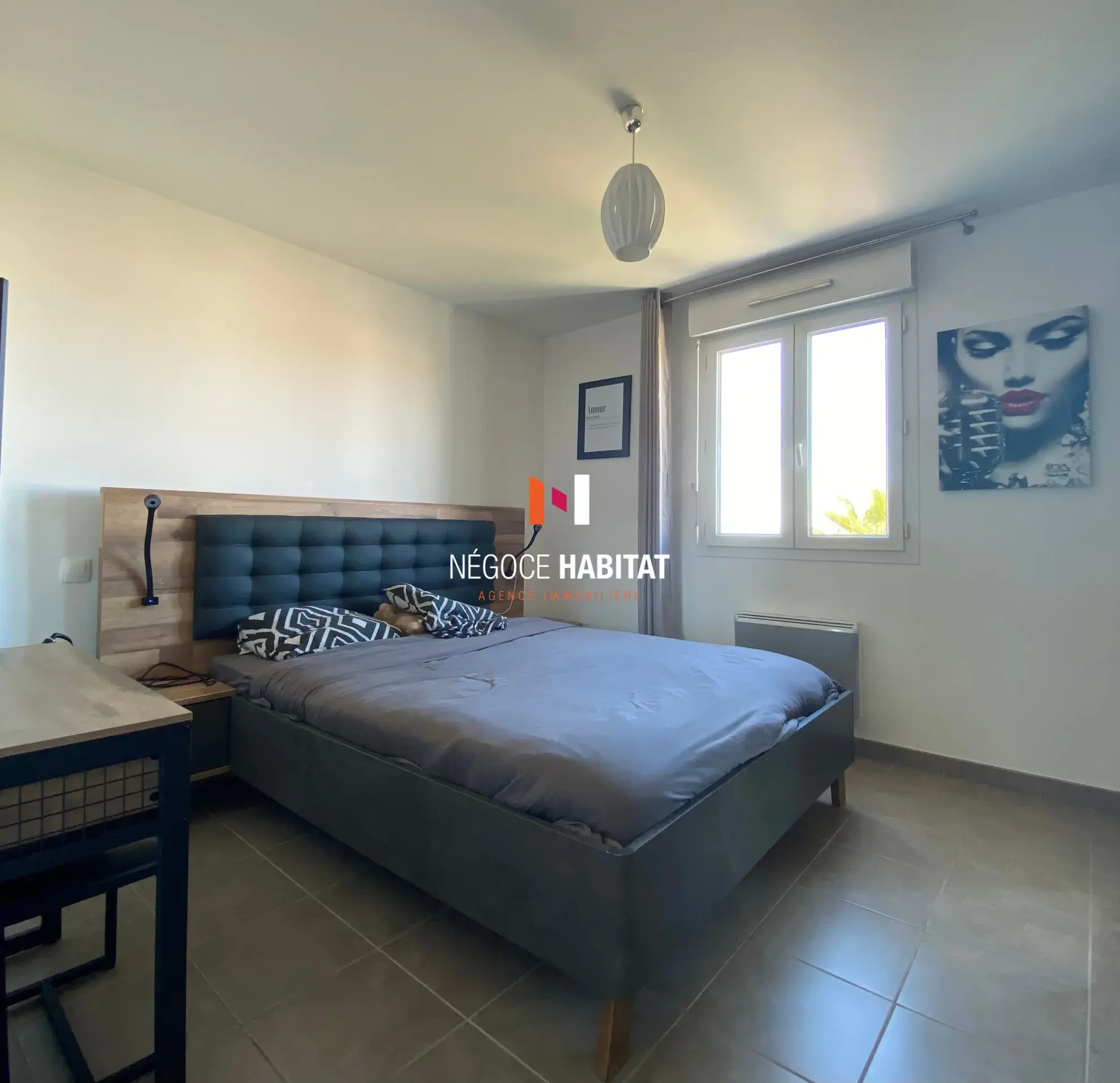 Villa T4 avec terrasse et garage à Beauvoisin, 90 m² 