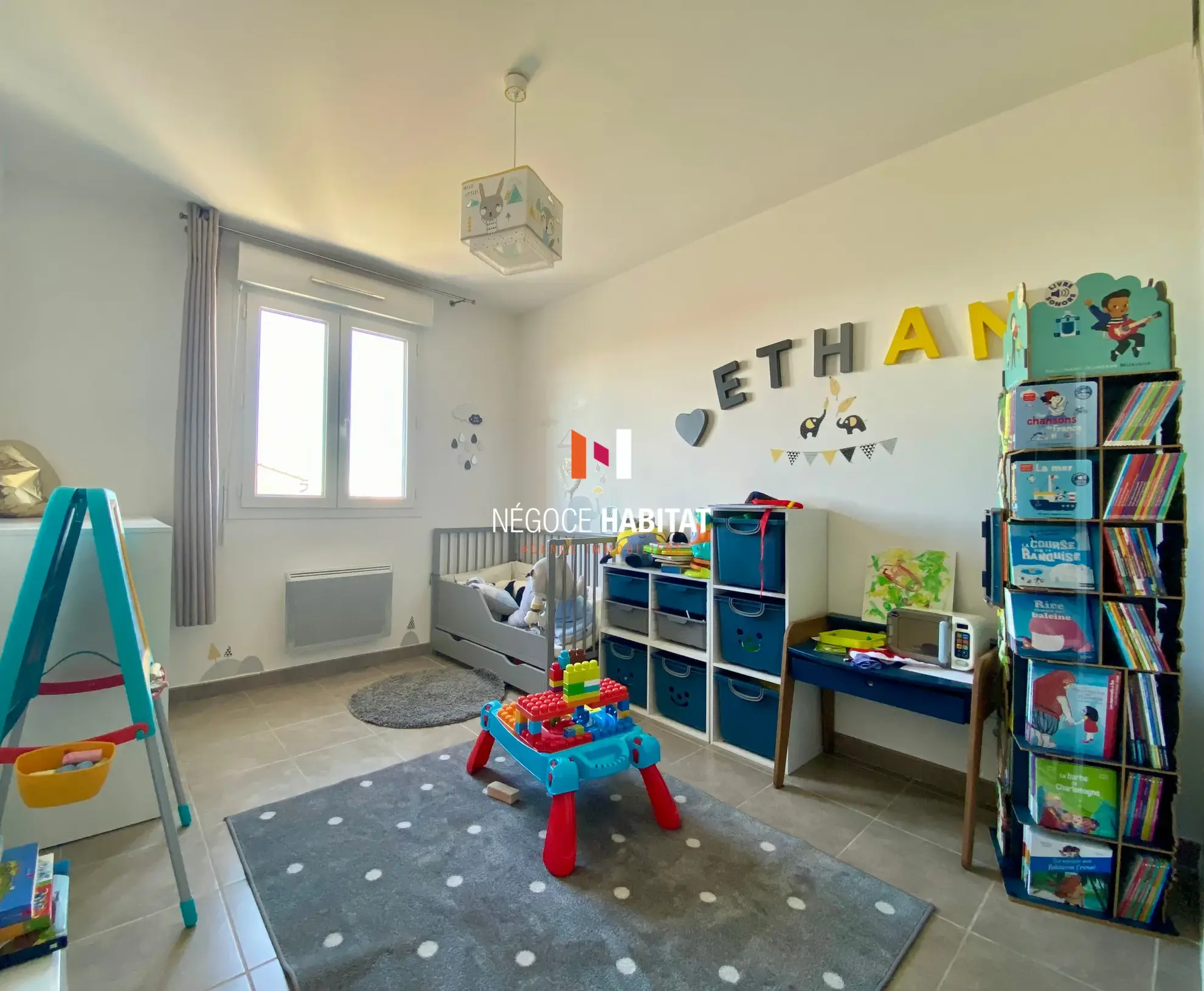 Villa T4 avec terrasse et garage à Beauvoisin, 90 m² 