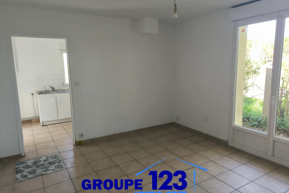 Maison 44 m² à Bonnard avec garage et terrasse proche de Joigny et Migennes 