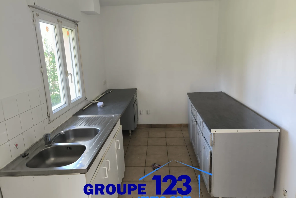 Maison 44 m² à Bonnard avec garage et terrasse proche de Joigny et Migennes 