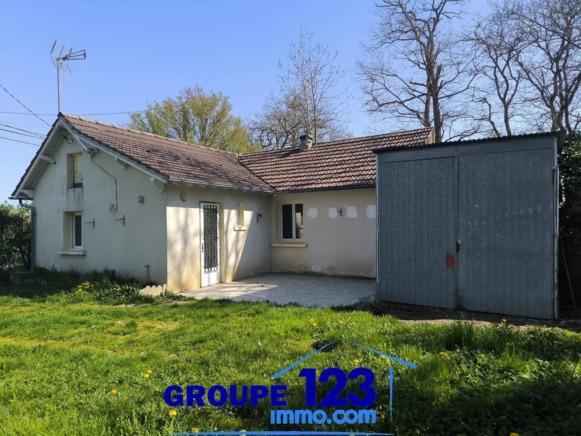 Maison 44 m² à Bonnard avec garage et terrasse proche de Joigny et Migennes 