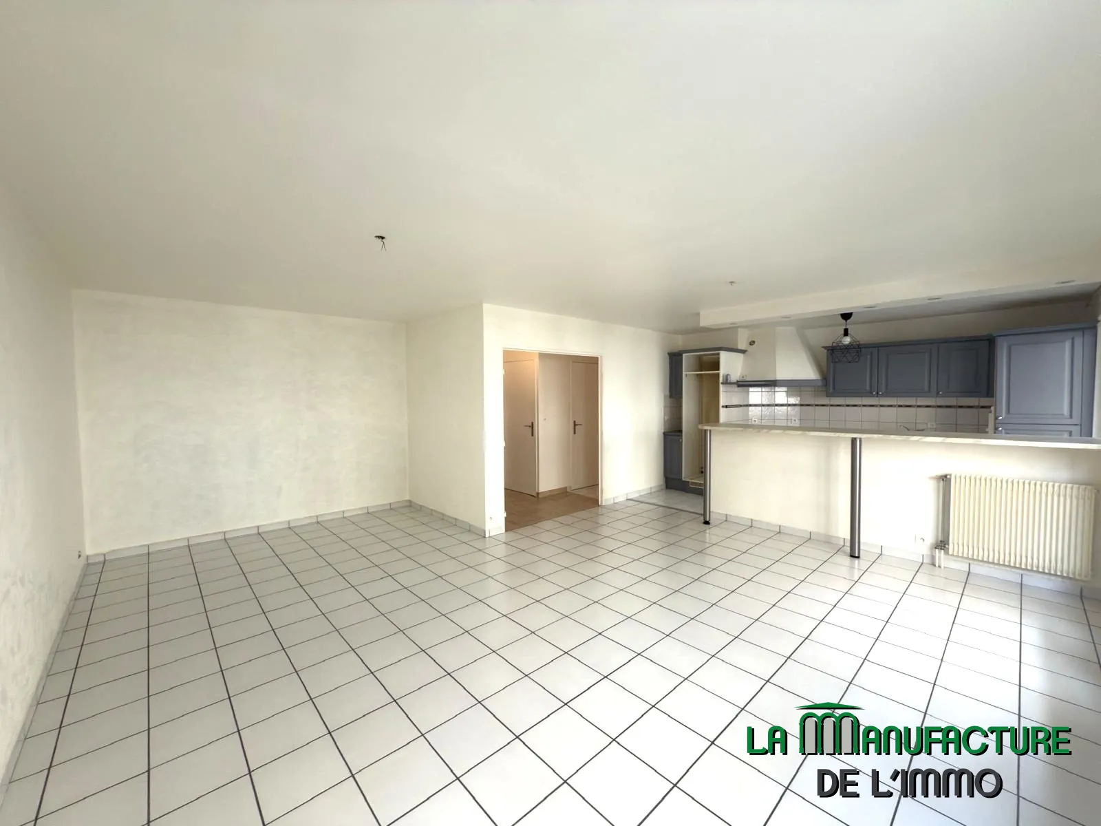 Appartement F2 bis avec balcon, cave et garage à Saint-Étienne 