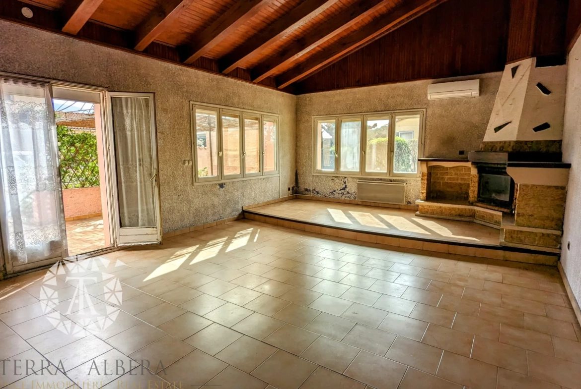 À vendre maison de plain-pied lumineuse avec jardin et garage à Saint-André 