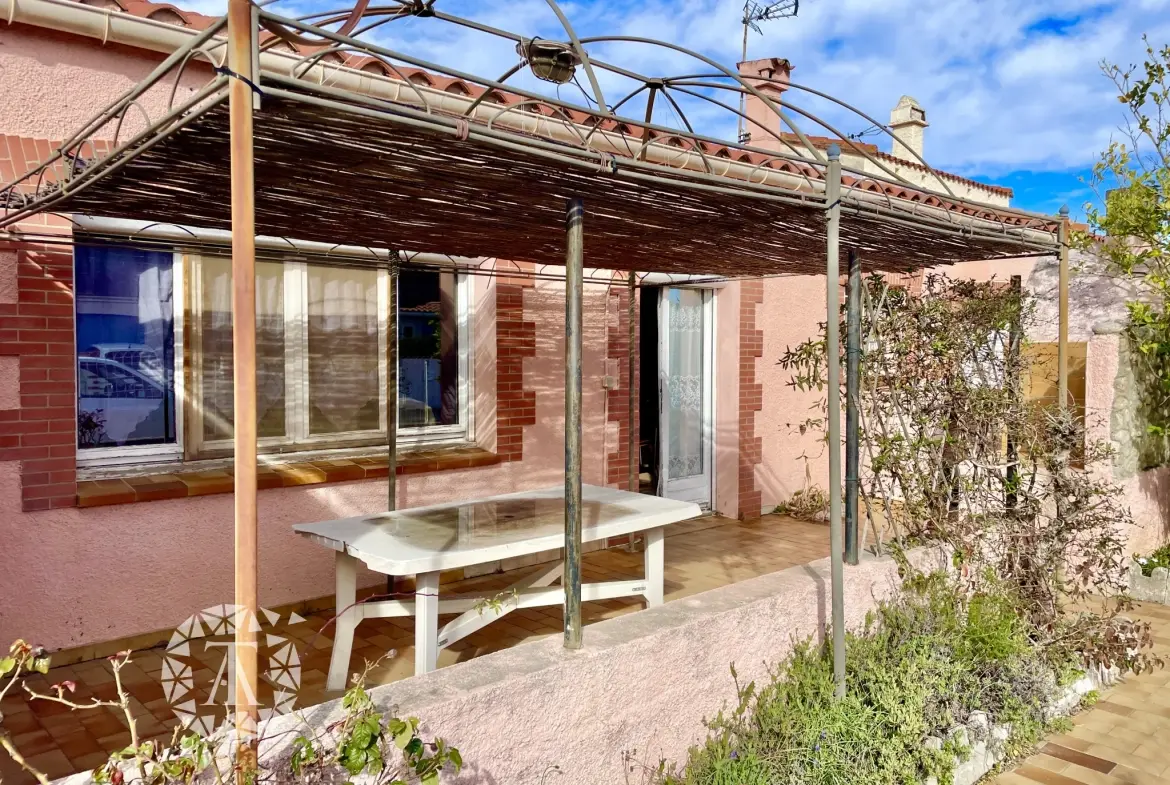 À vendre maison de plain-pied lumineuse avec jardin et garage à Saint-André 