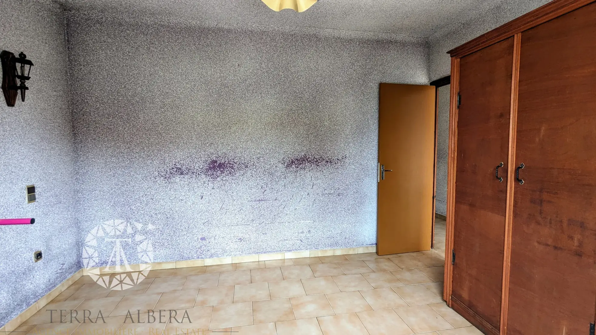 À vendre maison de plain-pied lumineuse avec jardin et garage à Saint-André 