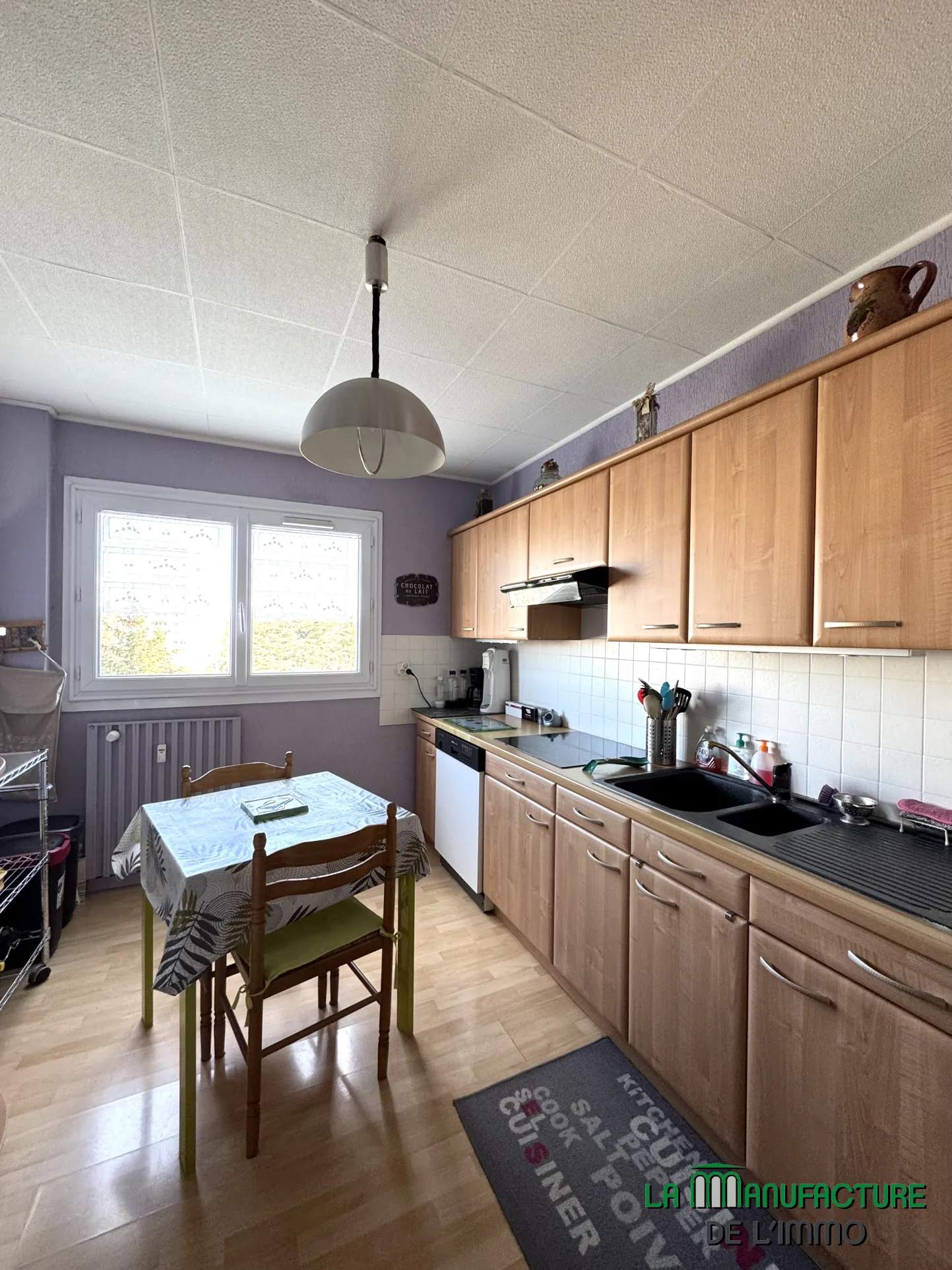 Appartement F5 avec balcon, cave et vue à Saint-Étienne - Secteur Portail Rouge 