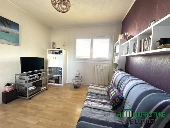 Appartement F5 avec balcon, cave et vue à Saint-Étienne - Secteur Portail Rouge 