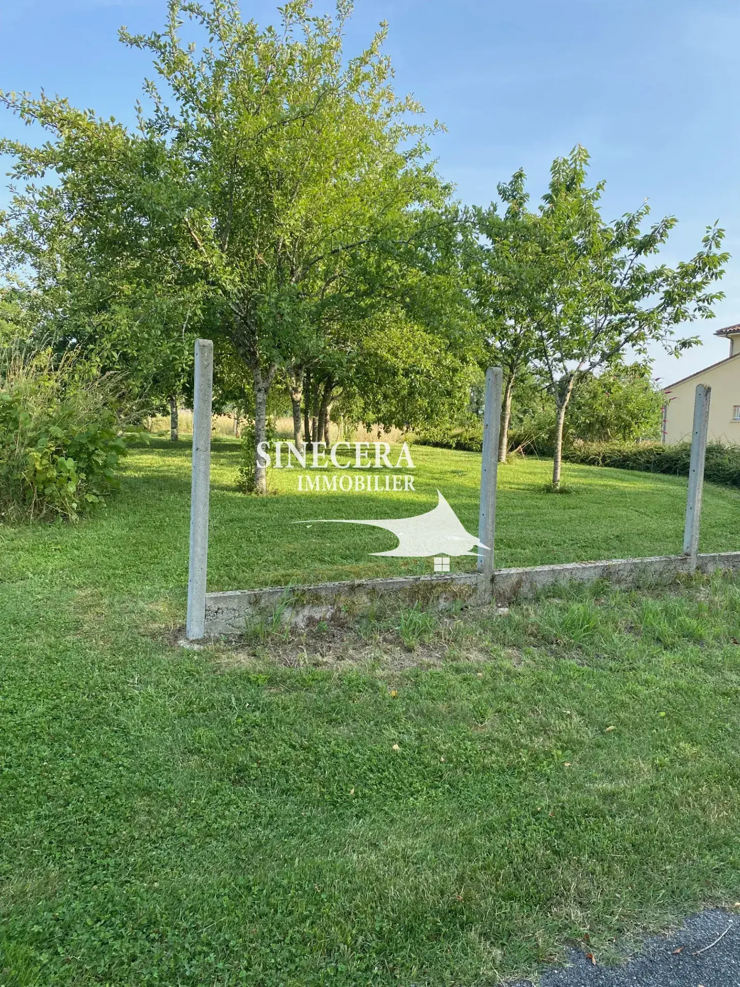 Maison lumineuse de 144 m² avec grand terrain à Riberac 