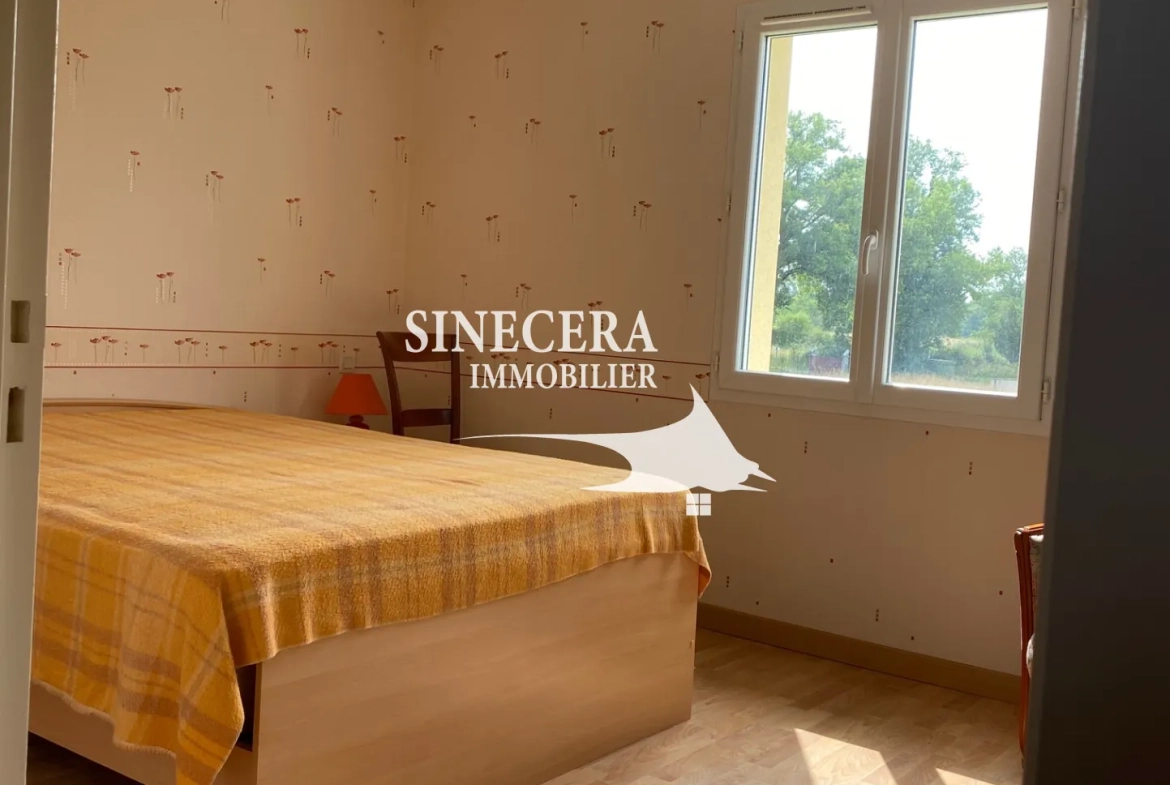 Maison lumineuse de 144 m² avec grand terrain à Riberac 