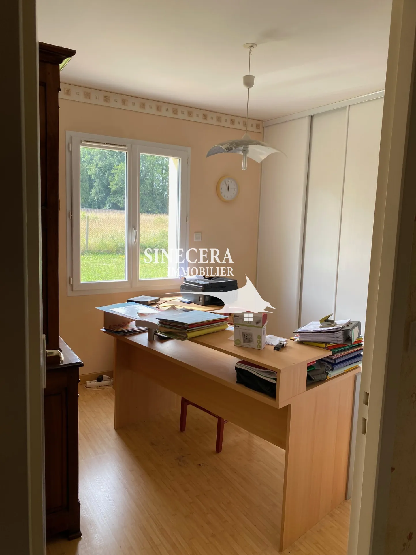 Maison lumineuse de 144 m² avec grand terrain à Riberac 