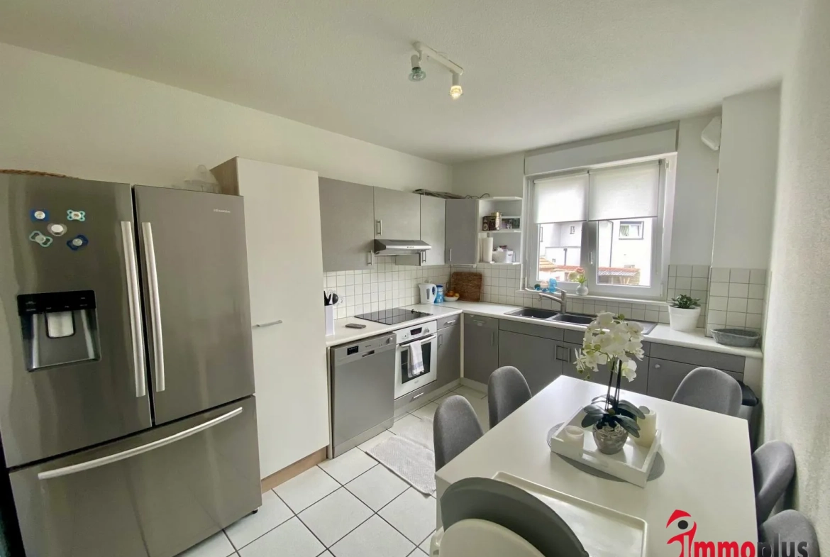 Appartement 2 pièces à Saint-Louis Bourgfelden avec terrasse et parking 