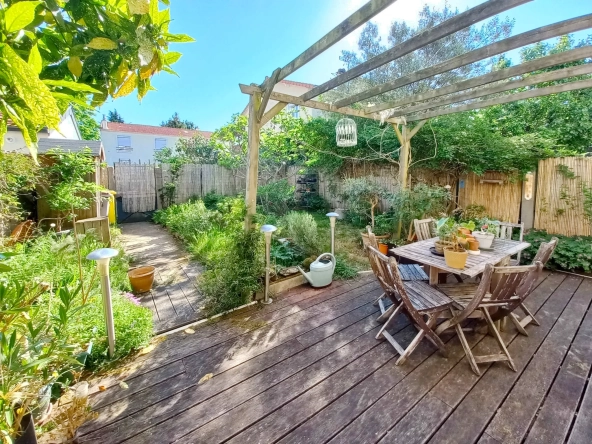 Charmant appartement F2/3 avec terrasse et jardin à Créteil - Secteur Les Buttes