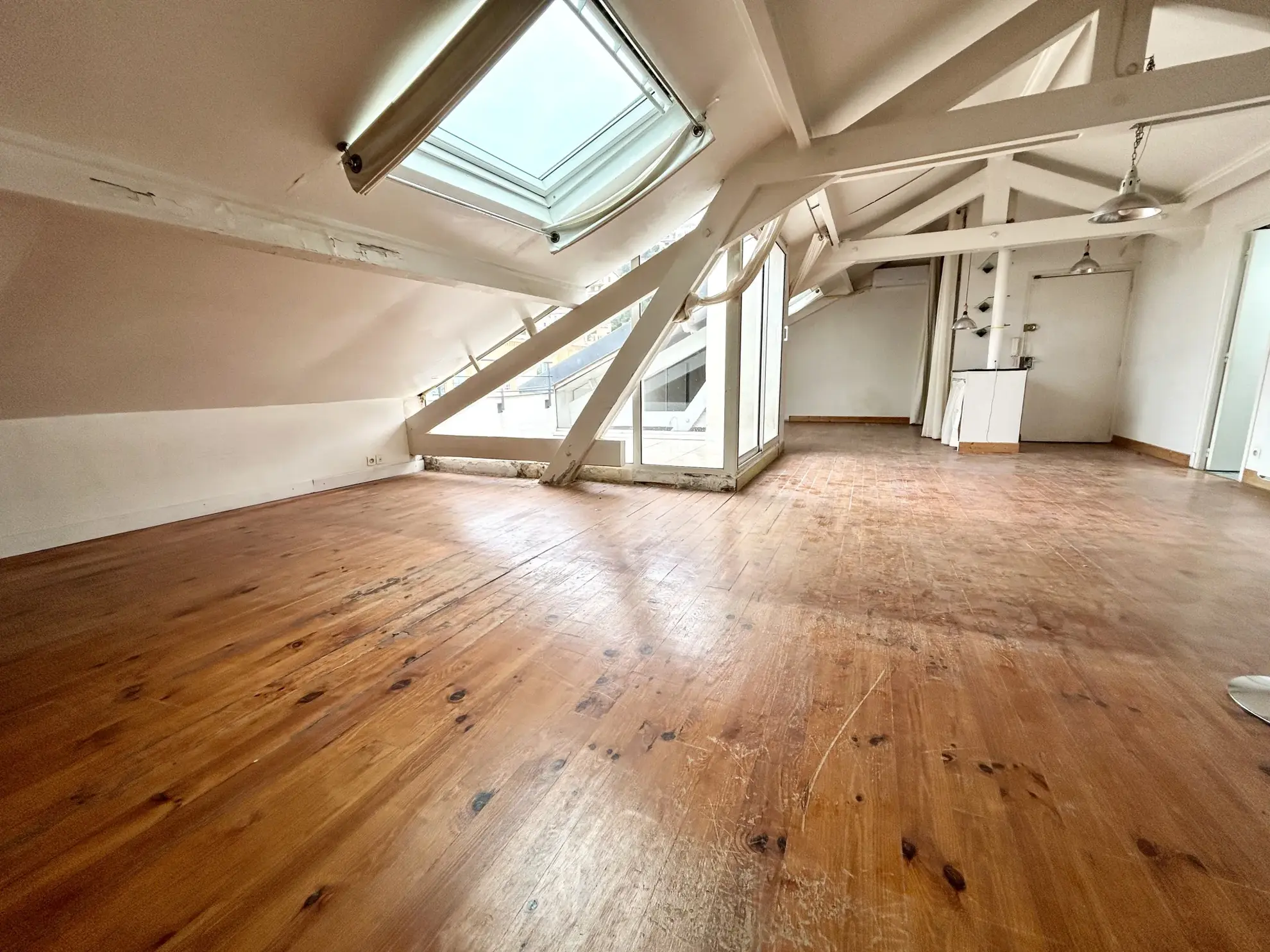 Appartement 2 pièces avec terrasse en vente à Nice Nord - Dernier étage 