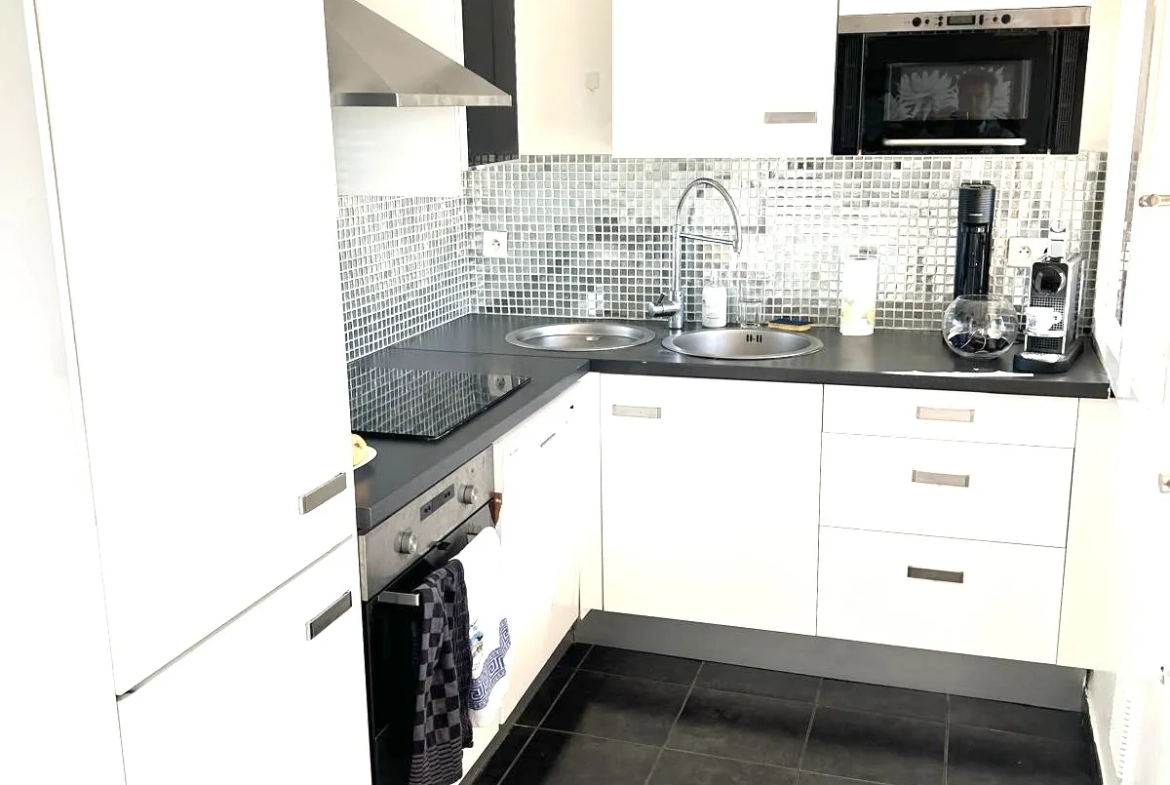 Appartement T2 avec terrasse et vue mer à Cannes – Résidence de standing 