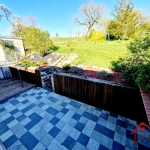 Maison de caractère rénovée à Melay avec jardin, 2 chambres et environnement convivial