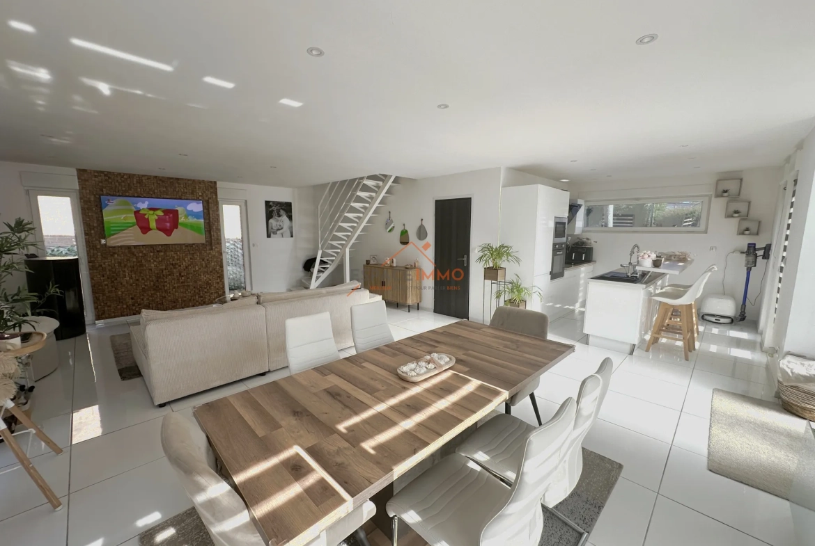 Vente maison individuelle récente à Douchy-les-Mines 