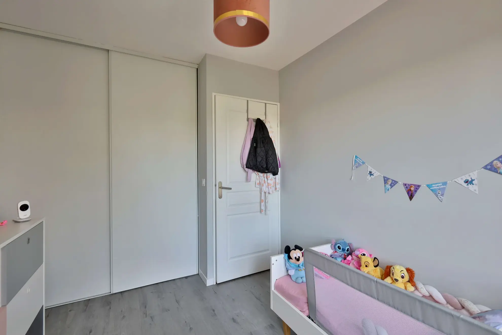 Appartement T4 de 79,92 m² avec balcon et garage à Corbas 