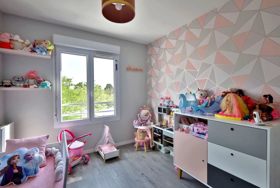 Appartement T4 de 79,92 m² avec balcon et garage à Corbas 