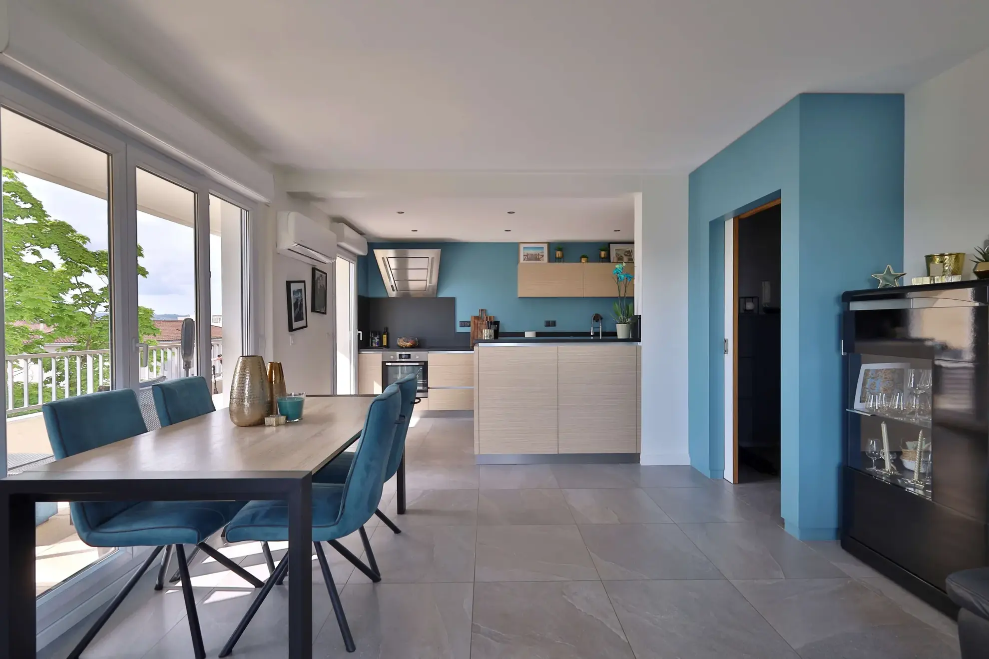 Appartement T4 de 79,92 m² avec balcon et garage à Corbas 