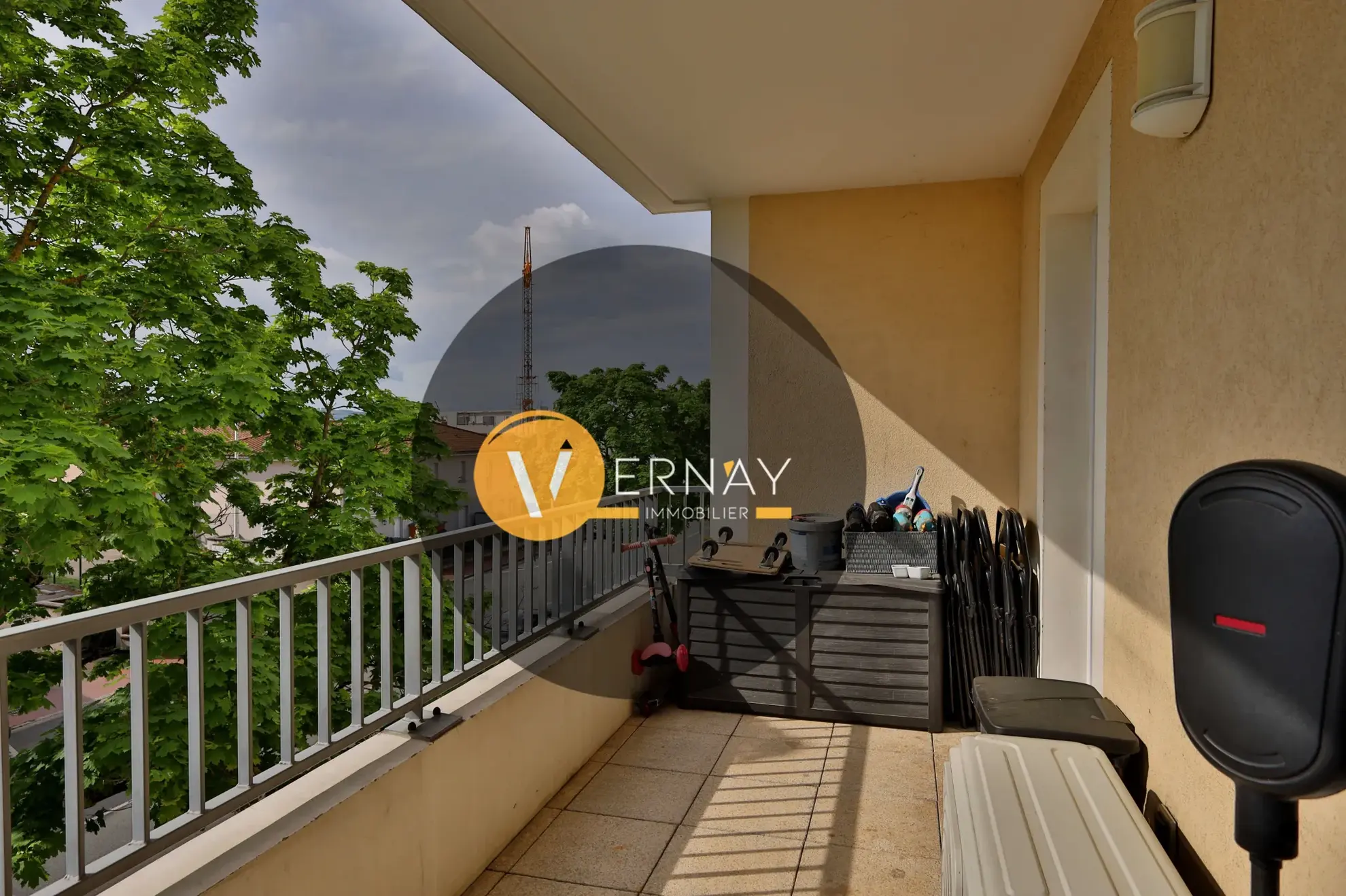 Appartement T4 de 79,92 m² avec balcon et garage à Corbas 
