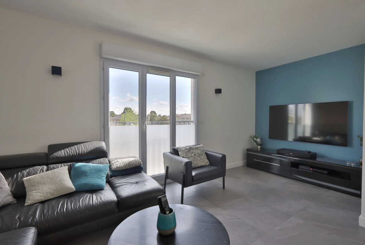 Appartement T4 de 79,92 m² avec balcon et garage à Corbas 