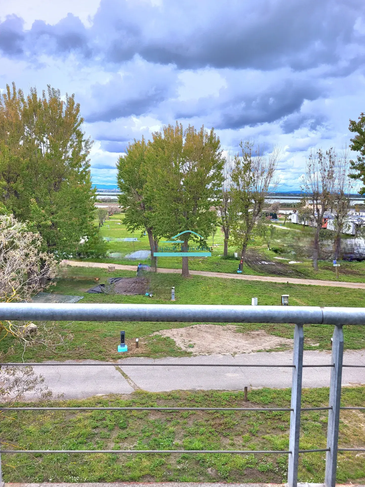 Appartement T2 à Palavas avec vue sur étangs, parking et balcon 
