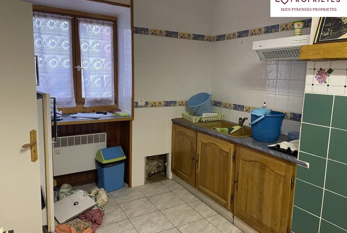 Maison de village à vendre à Le Fossat avec potentiel de rénovation 