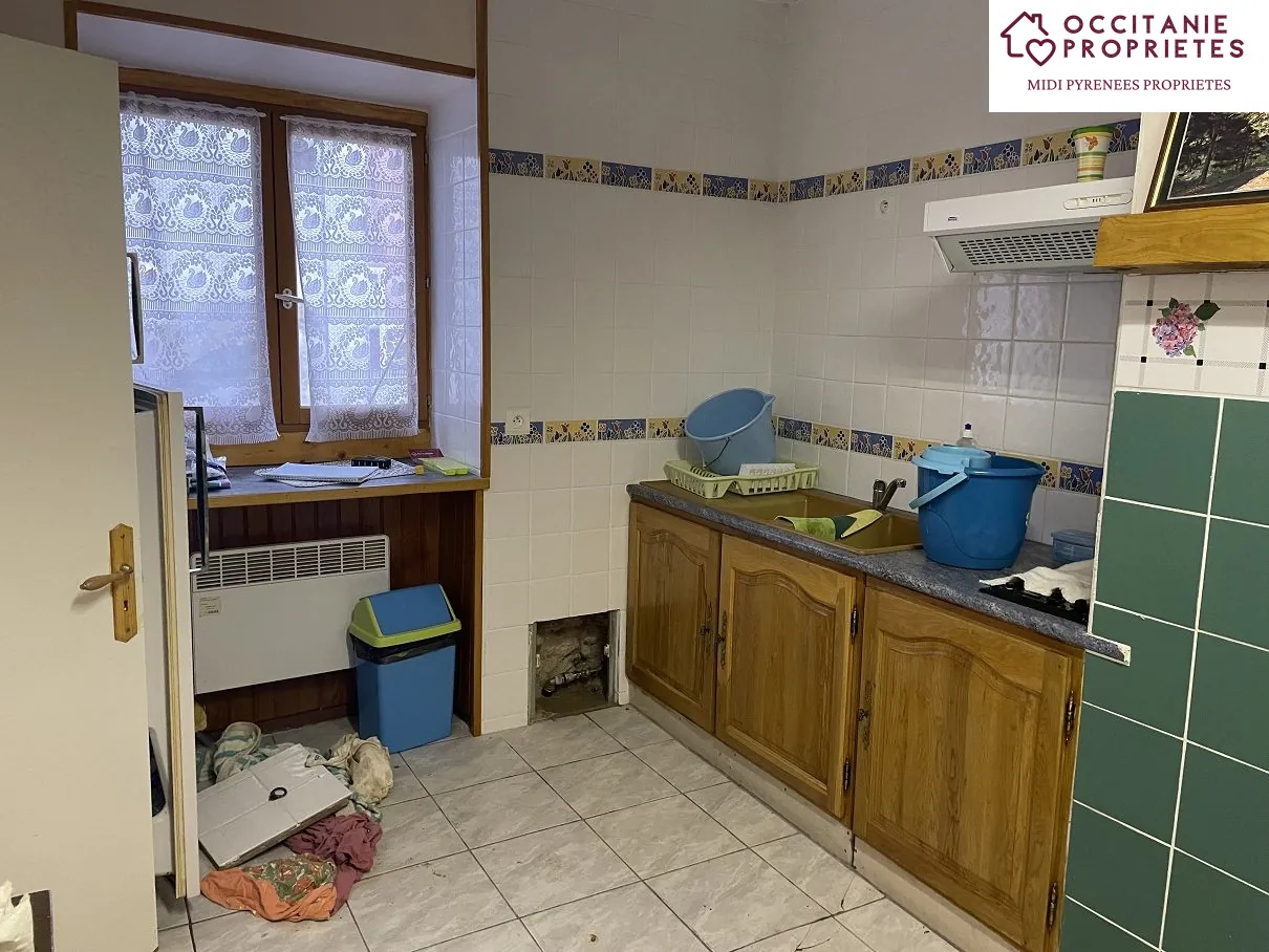Maison de village à vendre à Le Fossat avec potentiel de rénovation 