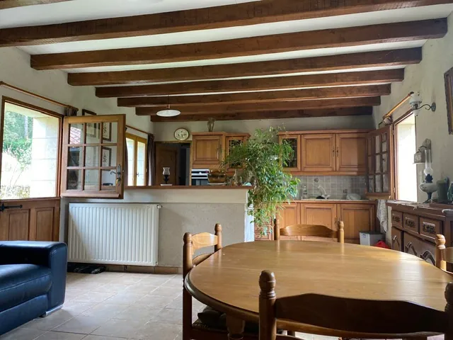 Belle maison de campagne en pierre à Saint Paul de Serre en Dordogne 