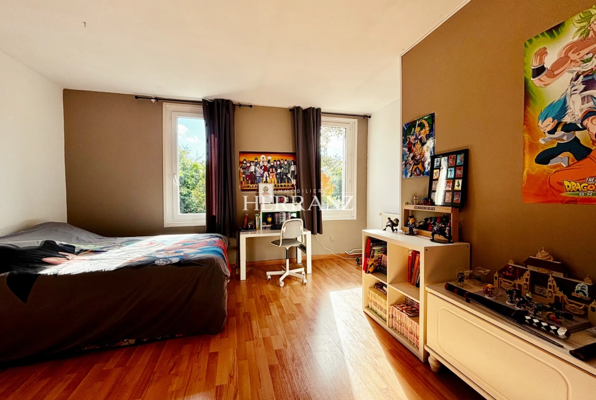 Charmante maison en pierre à Saint-Germain-du-Puch avec 3 chambres, terrasse et grand jardin près de Libourne 