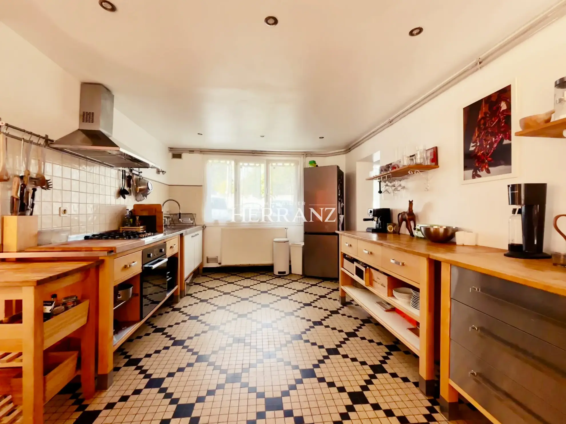 Charmante maison en pierre à Saint-Germain-du-Puch avec 3 chambres, terrasse et grand jardin près de Libourne 