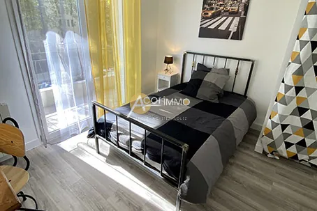 Investissement immobilier : Appartement T5 de 79 m² à Toulon avec excellente rentabilité 