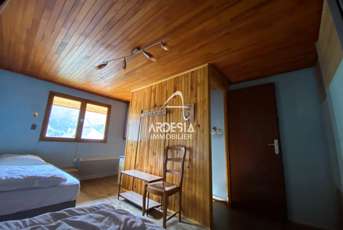 Maison individuelle à rénover avec vue exceptionnelle aux Sybelles 