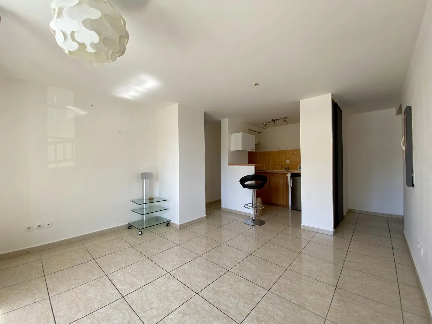 Appartement 3 pièces à Vias, loué, 54 m² avec forte rentabilité 