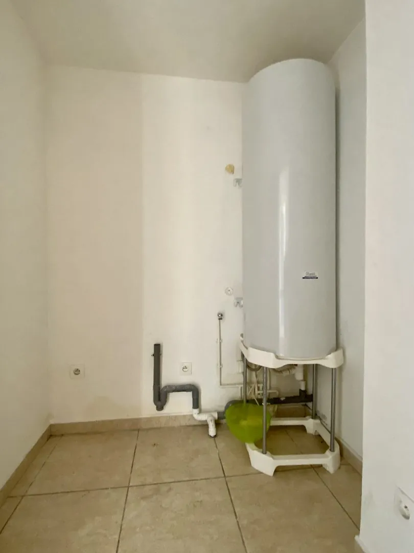 Appartement 3 pièces à Vias, loué, 54 m² avec forte rentabilité 