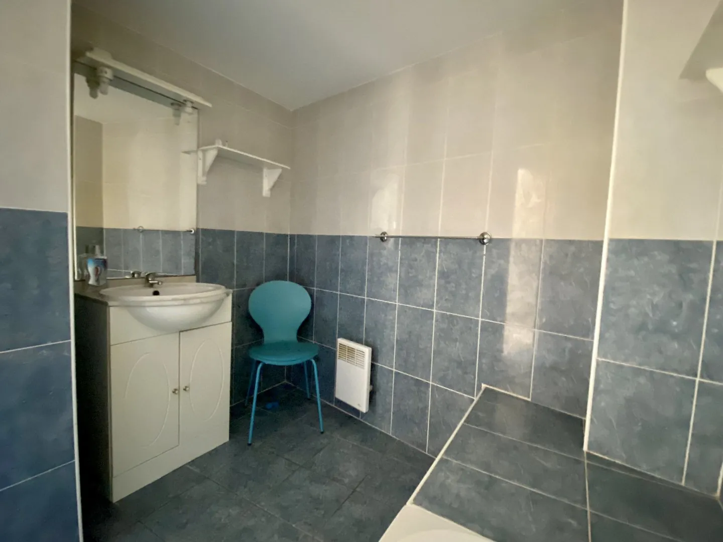 Appartement 3 pièces à Vias, loué, 54 m² avec forte rentabilité 