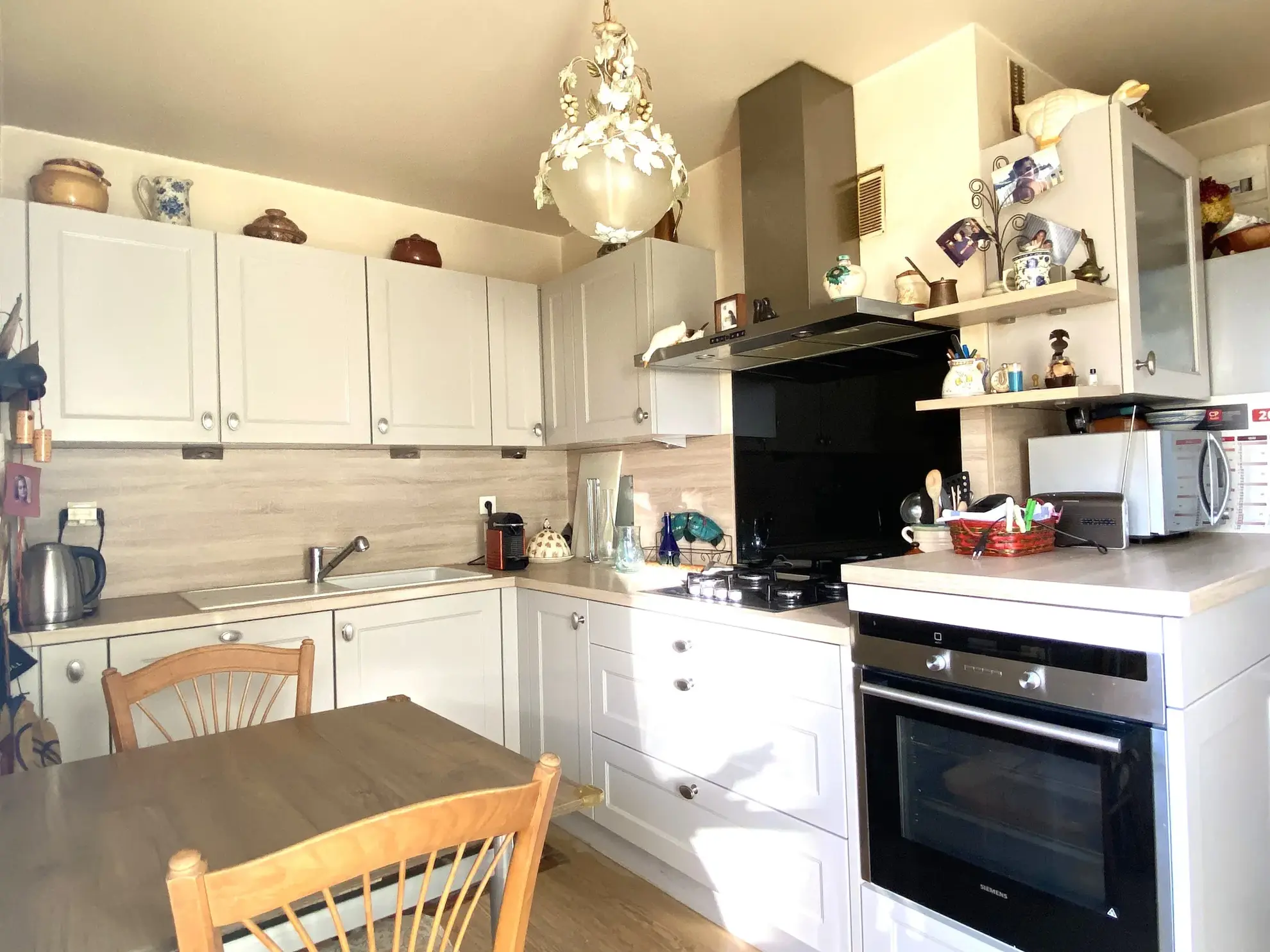 Appartement T4 avec terrasse, parking et résidence avec piscine à Perpignan 